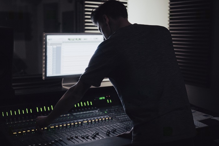 Good workflow can make the difference between joyful and stressful studio sessions.